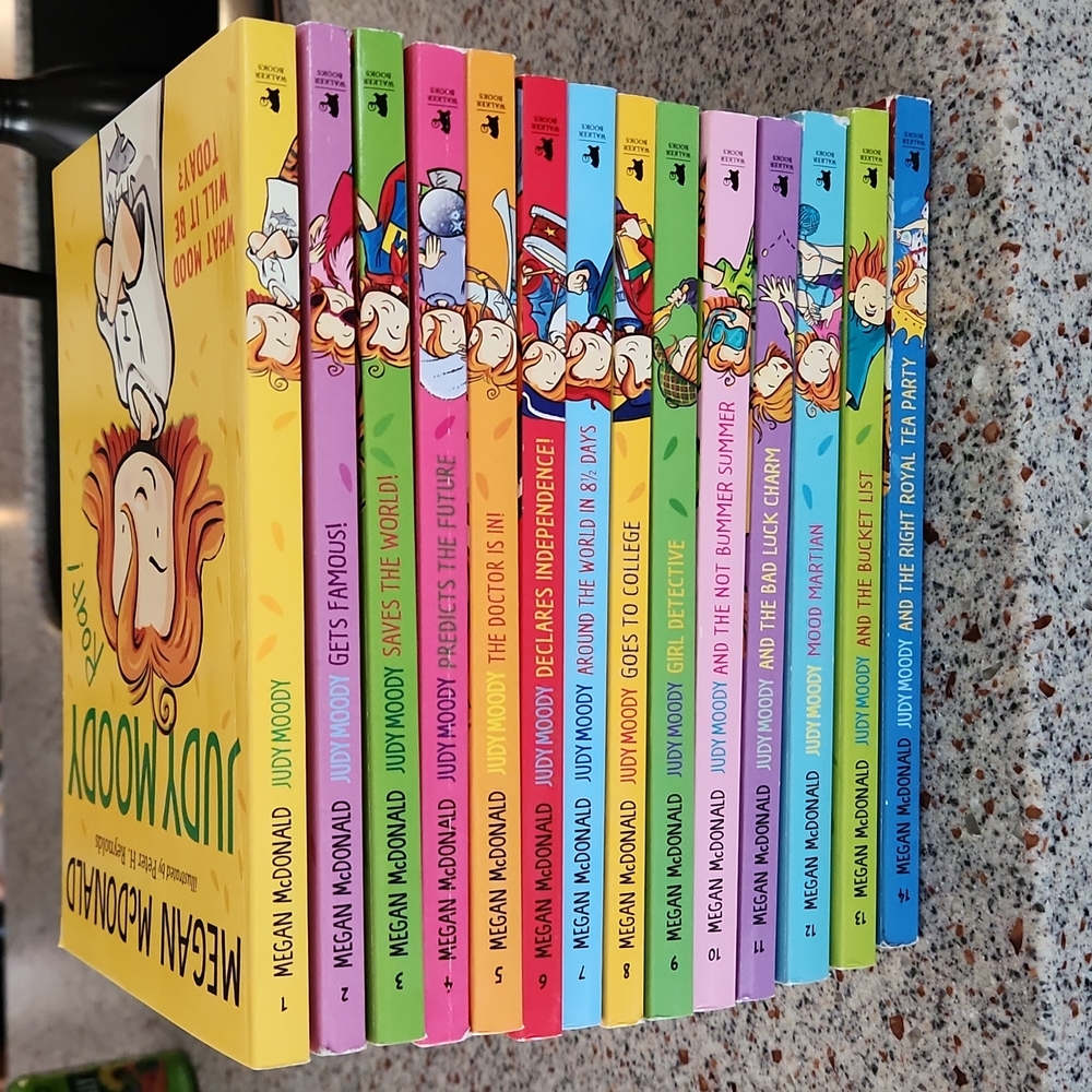 14 Judy Moody paperback books
